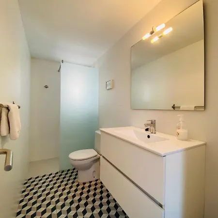 Aquarium Apartment